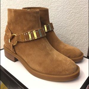 Nine West brown booties size 7